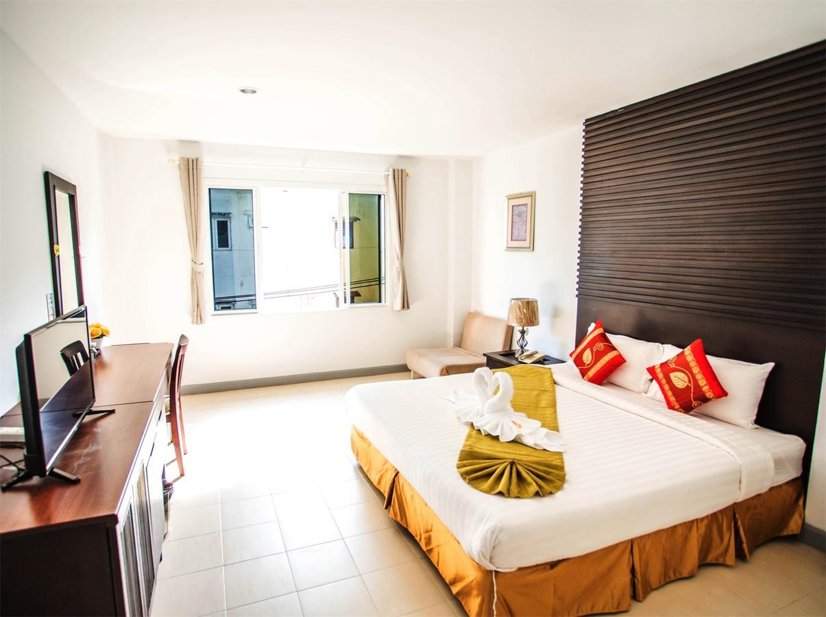 Sino House Patong Otel Dış mekan fotoğraf