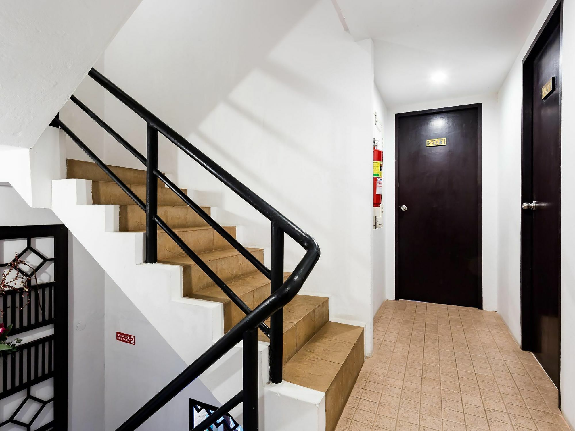 Sino House Patong Otel Dış mekan fotoğraf